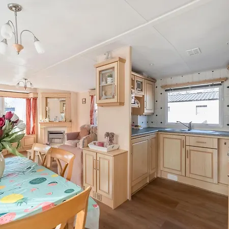 Chalet Huffels P12 - Camping De Nollen Callantsoog *