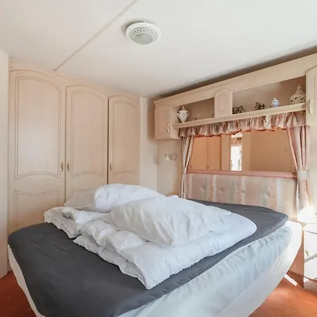 Chalet Huffels P12 - Camping De Nollen Callantsoog Chalet